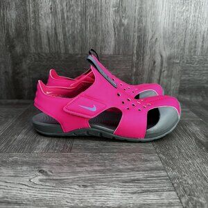 Nike Sunray Protect 2 Kids size 2Y Hot Pink Grey Water Shoes